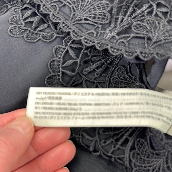 Hollister Chic Black High Cut One Piece Swimsuit size XS - Picture 7 of 8